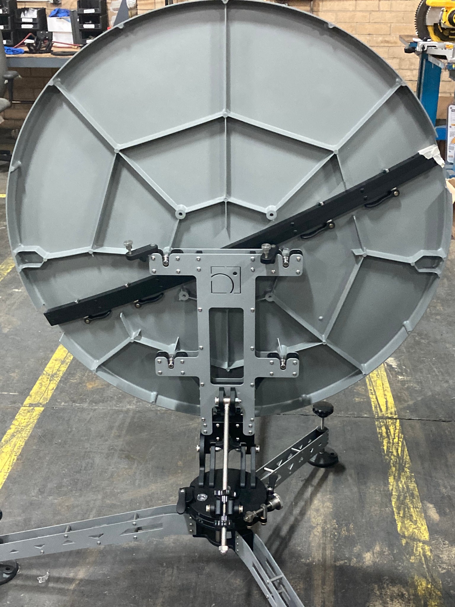 98cm antenna rear view
